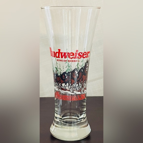 Pair  Of Vintage Budweiser Clydesdale Christmas 1989 Beer Pilsner Glasses - Picture 5 of 6